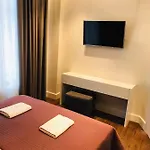 Victus Stylish In The Center In By Renters Apartment *