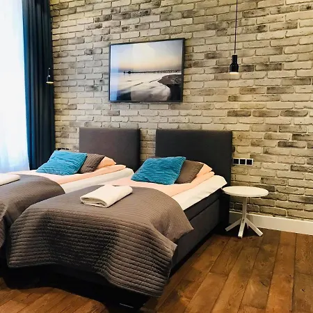 Victus Stylish In The Center In By Renters דירה סופוט